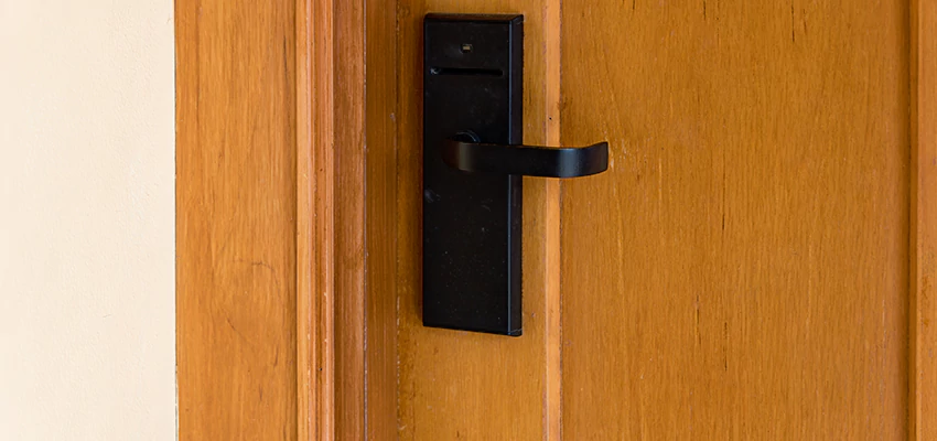 Home Security And Alarm Monitoring in Strawberry, California