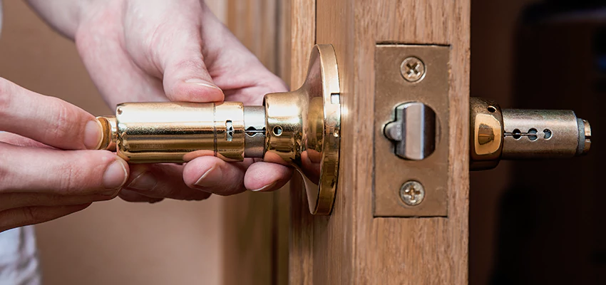 Padlock Lock Replacement Assistance in Strawberry, CA