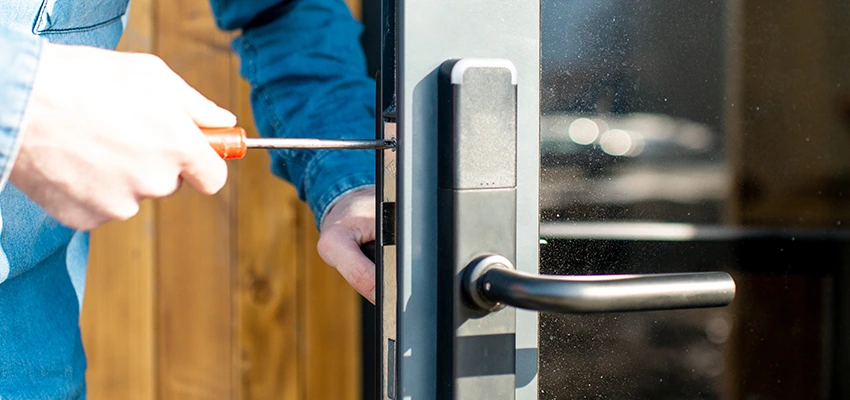 Aluminium Door Lock Replacement in Strawberry, California